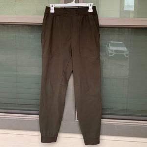 Lululemon ABC jogger SMALL forest green 29” inseam